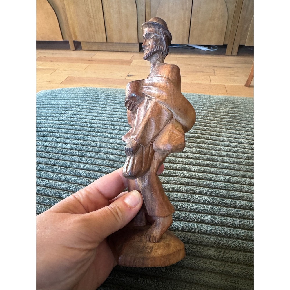 Vintage Hand Carved Wood Statue Figurine Man with Cup & Hat Rustic Decor - Picture 8 of 8